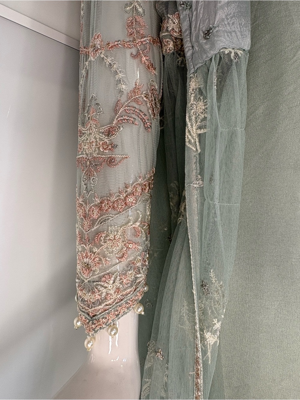 IDEAS Luxury Floating Elegance Sage Embroidered Formal Gown Eid Dress Sz Medium - Picture 13 of 17